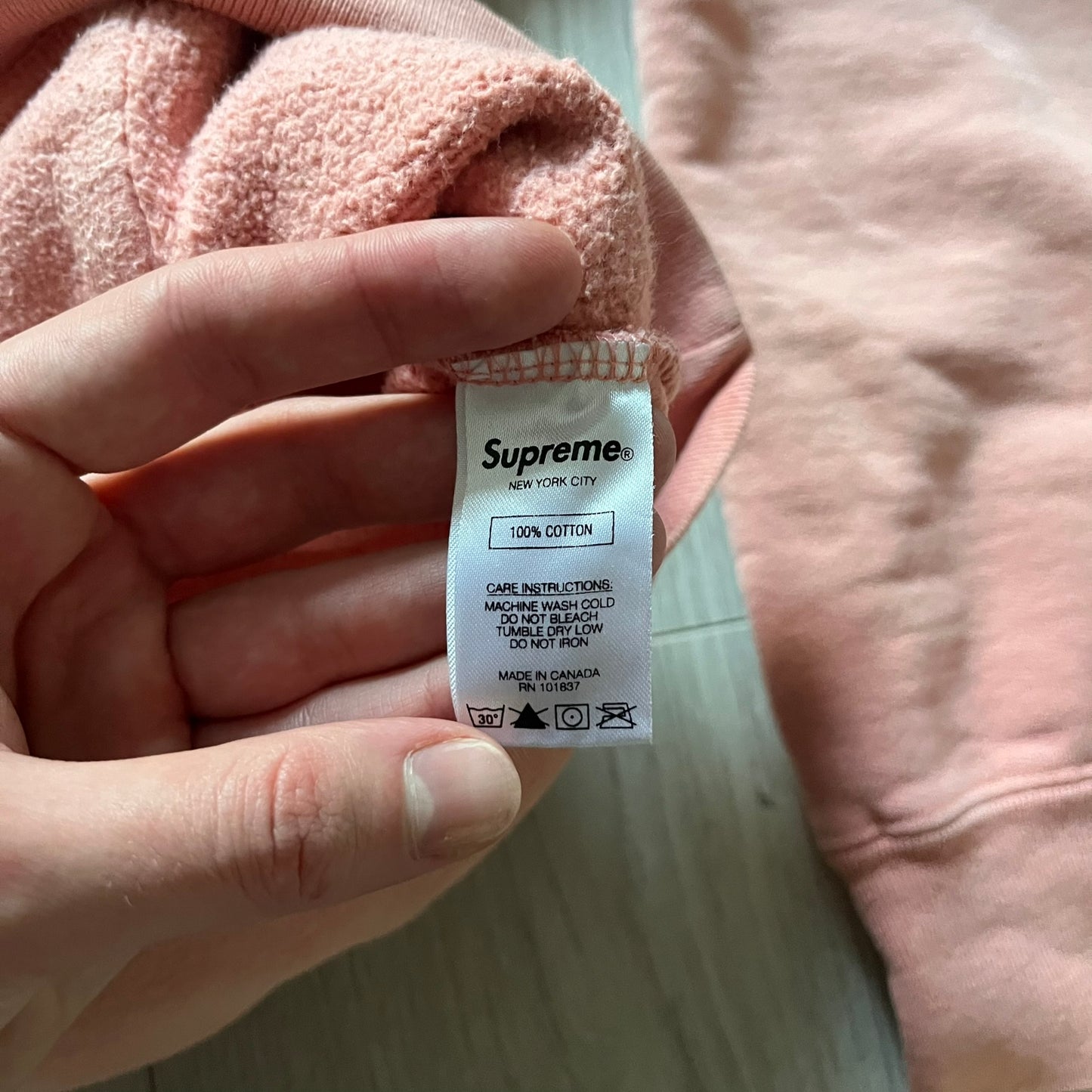 Supreme Lee SS18 Coral Hoodie