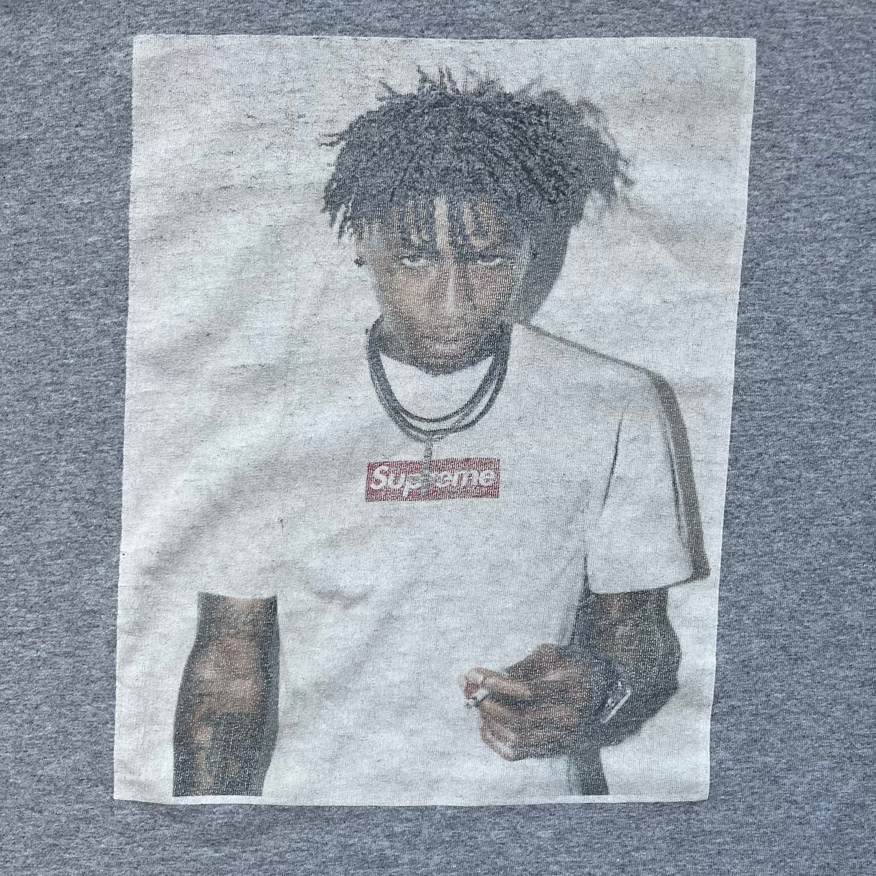 Supreme NBA Youngboy FW23 Gray Tee – único13
