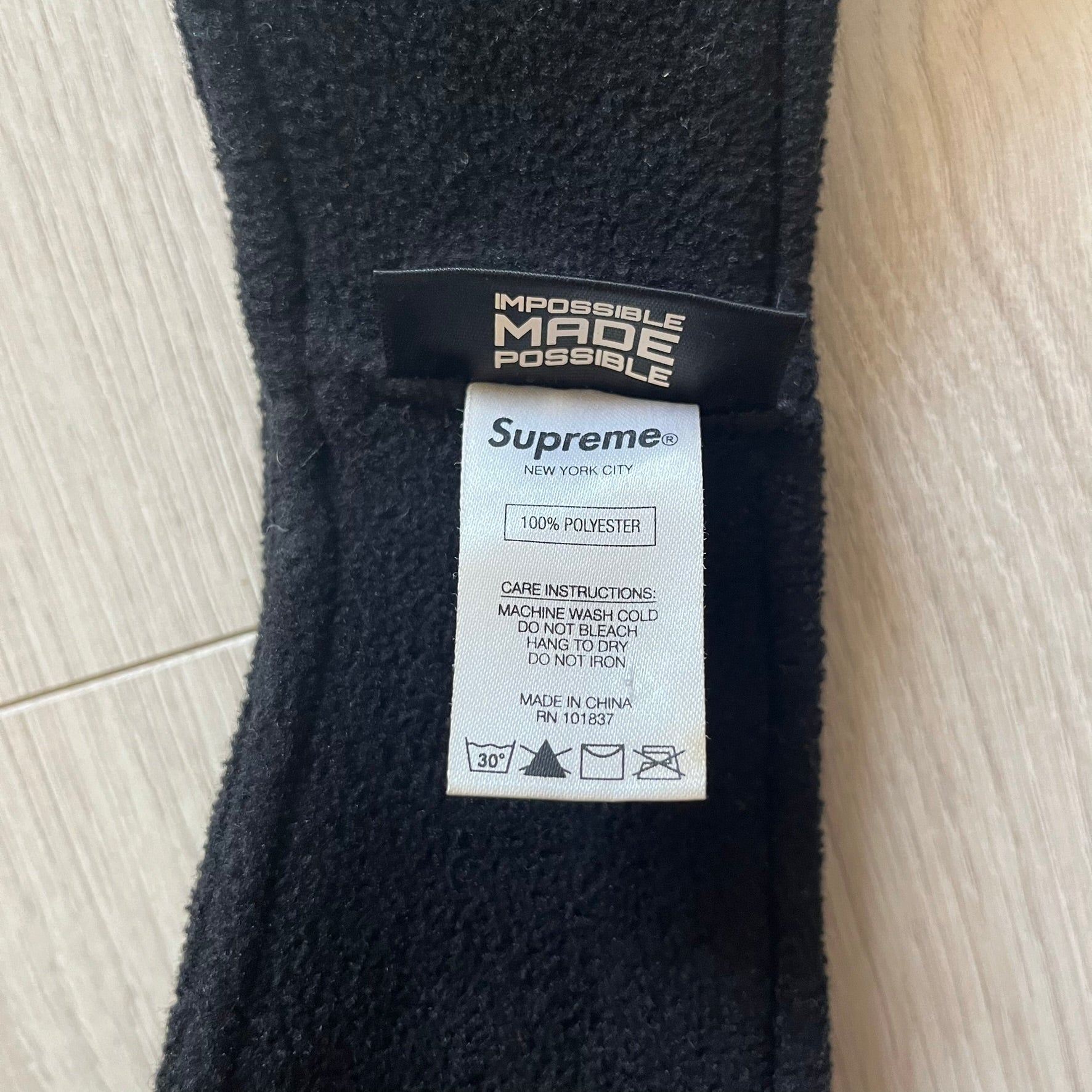 Supreme Polartec Black FW18 Headband – único13