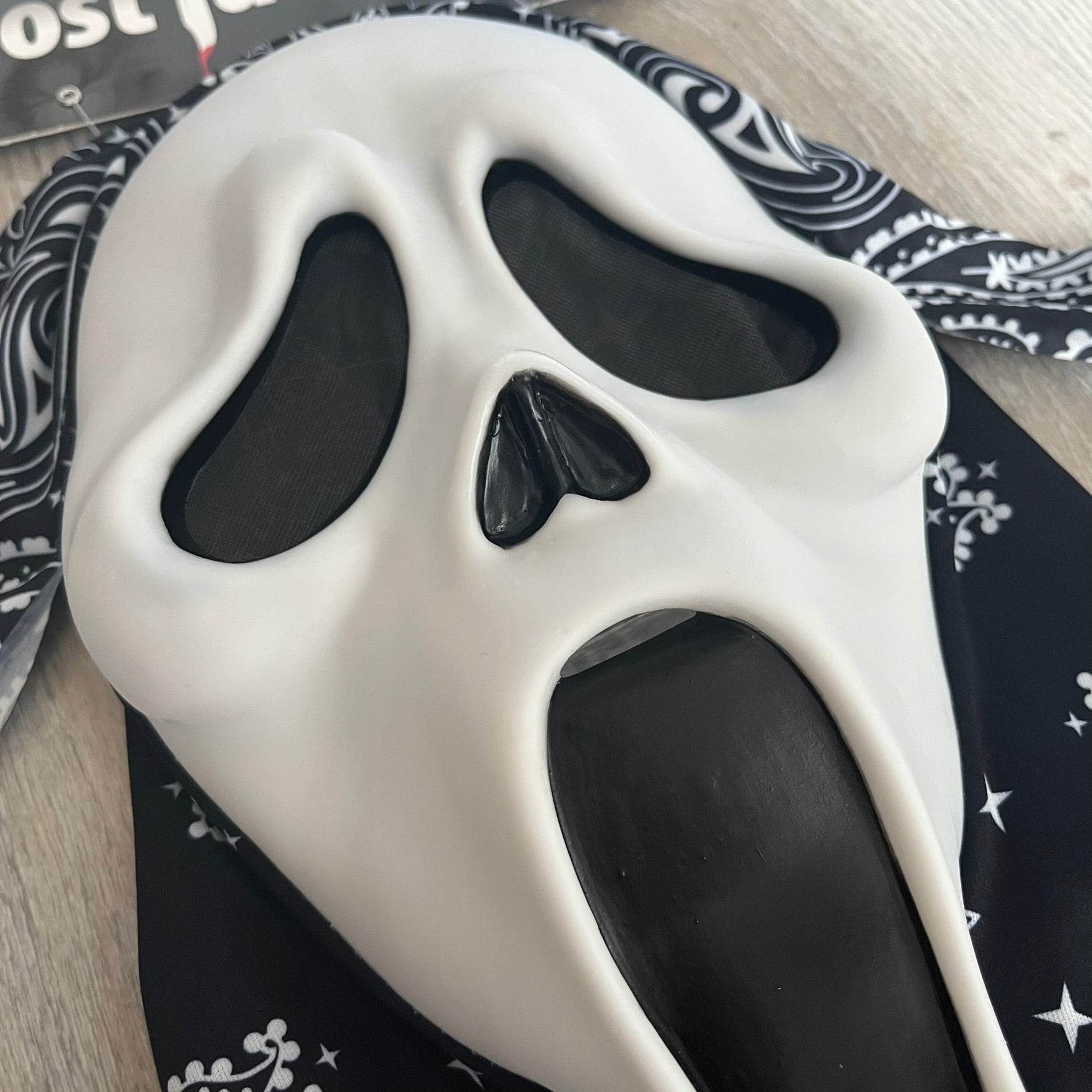 Supreme SS26 Black Ghostface Mask – único13