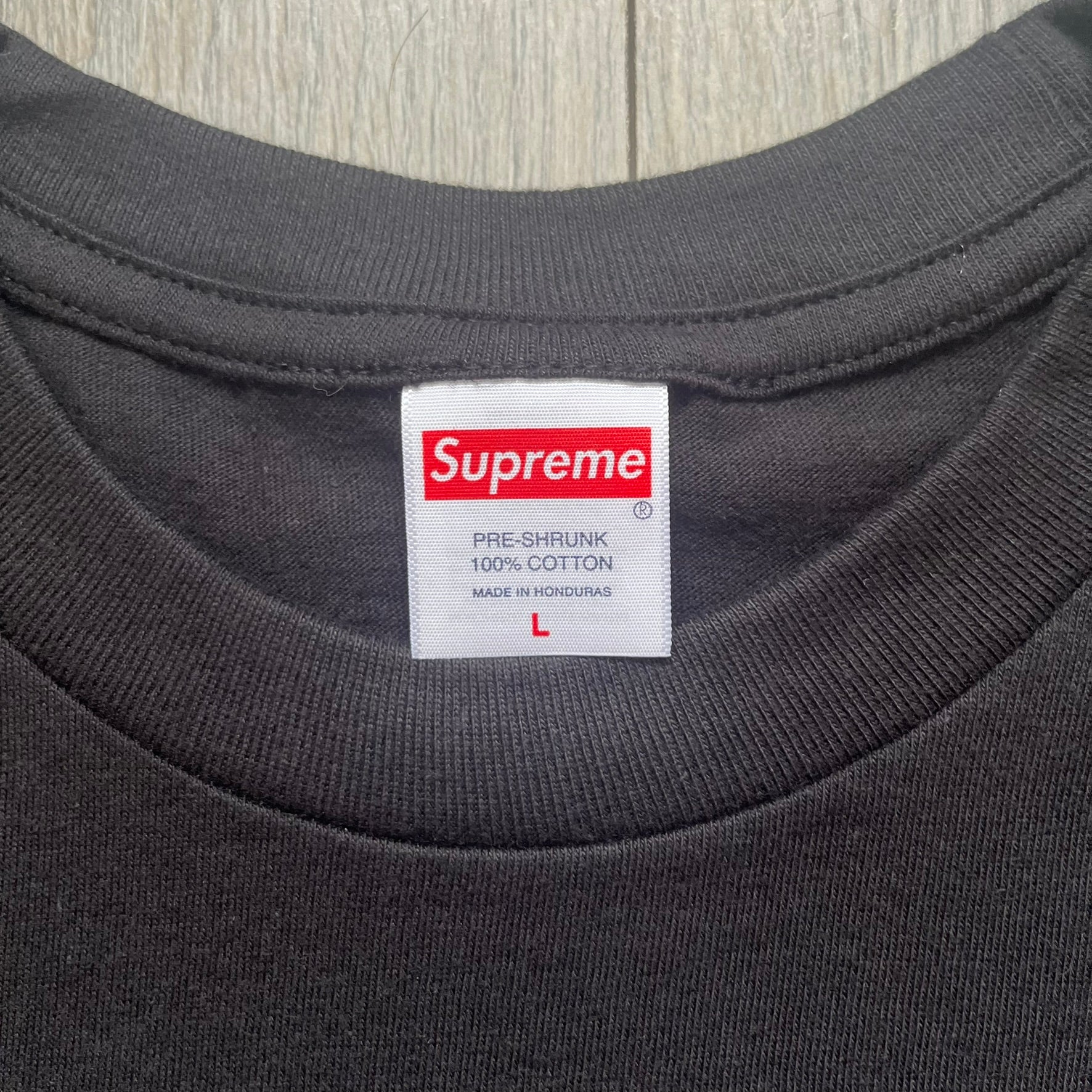 Supreme x Spider-Man SS26 Black Tee (Large) – único13