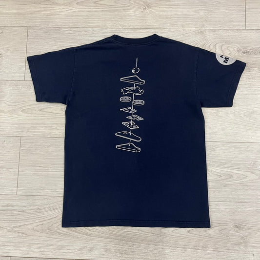 The Team Fortress 2 Sandvich 2010 Tee is an official Valve shirt released in December 2010 and produced during Valve’s in-house merch era. This Navy tee features a Sandvich Edible Device (Heavy secondary weapon) on the front, Sandvich blueprint graphic on the back and 'New Meat!' on the sleeve. A super rare collectible, it represents one of the original Valve Store releases from over a decade ago.