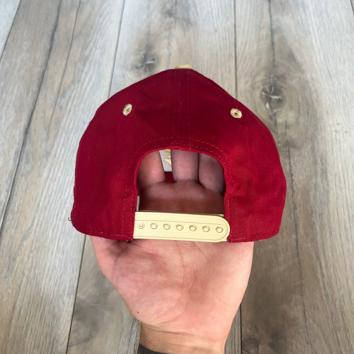 Team Fortress 2 Scout RED LootCrate Hat is a red and yellow cap released with the 2016 LootCrate. The red crown features an embroidered RED Team Scout Hermes Boot logo, while the yellow visor includes a large Team Fortress 2 logo on the underside. The hat combines official game branding with collectible LootCrate exclusivity.&nbsp;