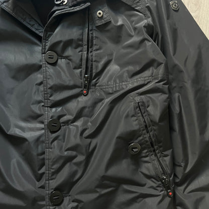 The Wellensteyn Mercury Black Winter Jacket combines premium function with tailored elegance. Crafted from TiSaAirTec fabric, it offers a smooth, matte finish that is waterproof, windproof, and built for temperatures from 0 to -20 °C. Features include a removable inner jacket with a high knit collar, multiple secure pockets, back vents, and a quilted lining for warmth. A signature of German engineering and timeless outerwear design.