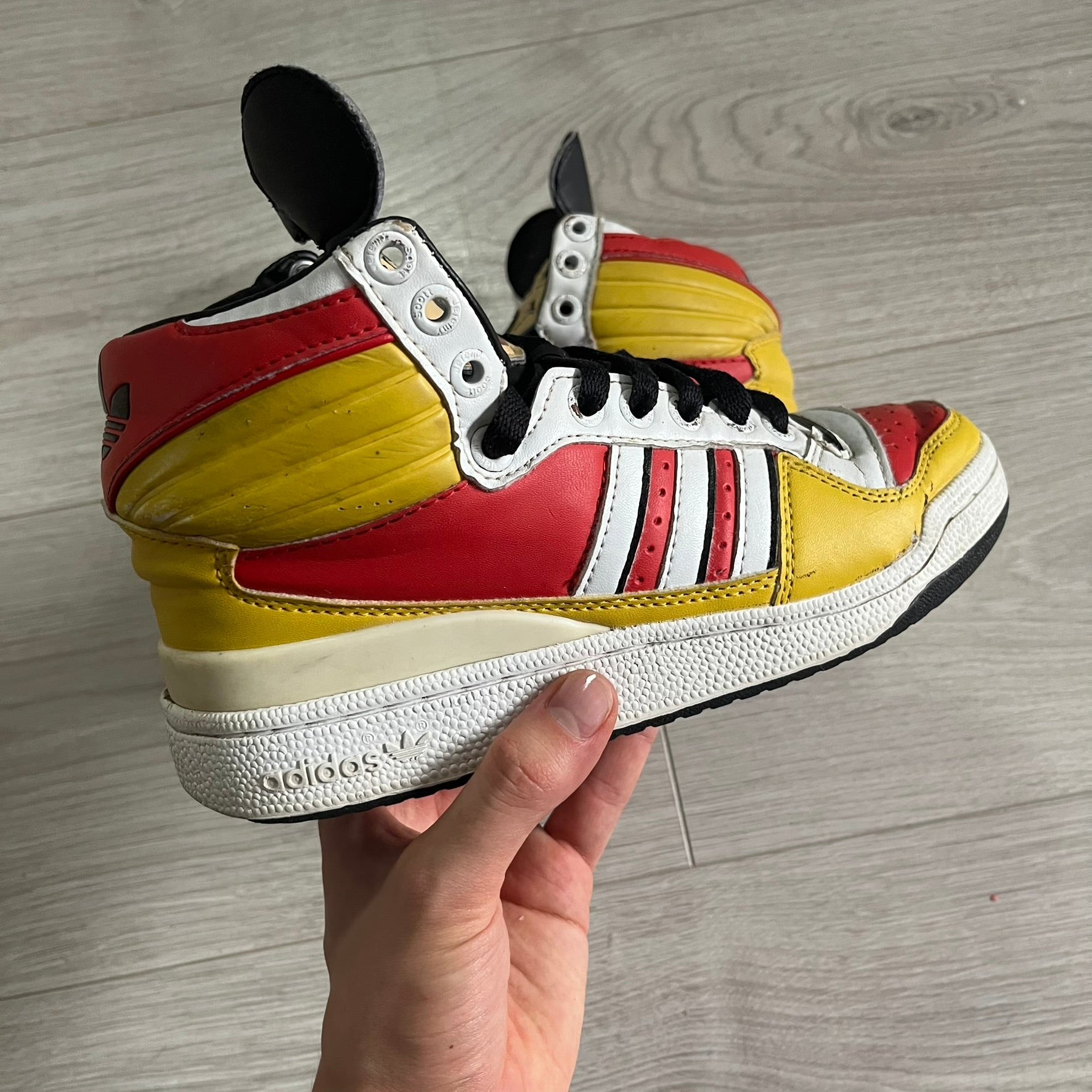 adidas jeremy scott mickey mouse disney hi-top sneakers used