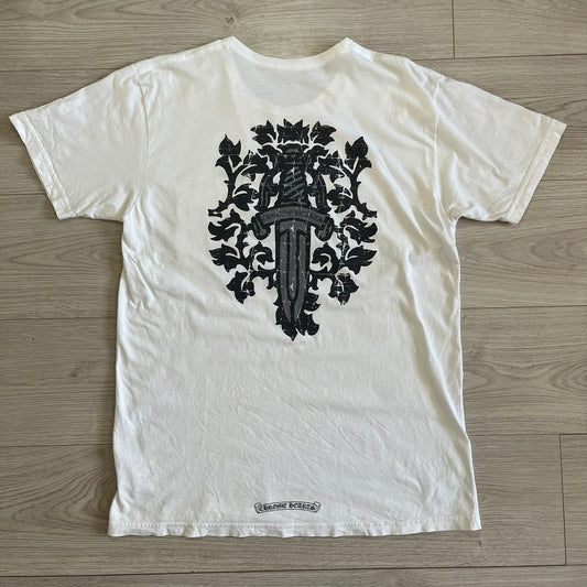 chrome hearts dagger cracked effect tee