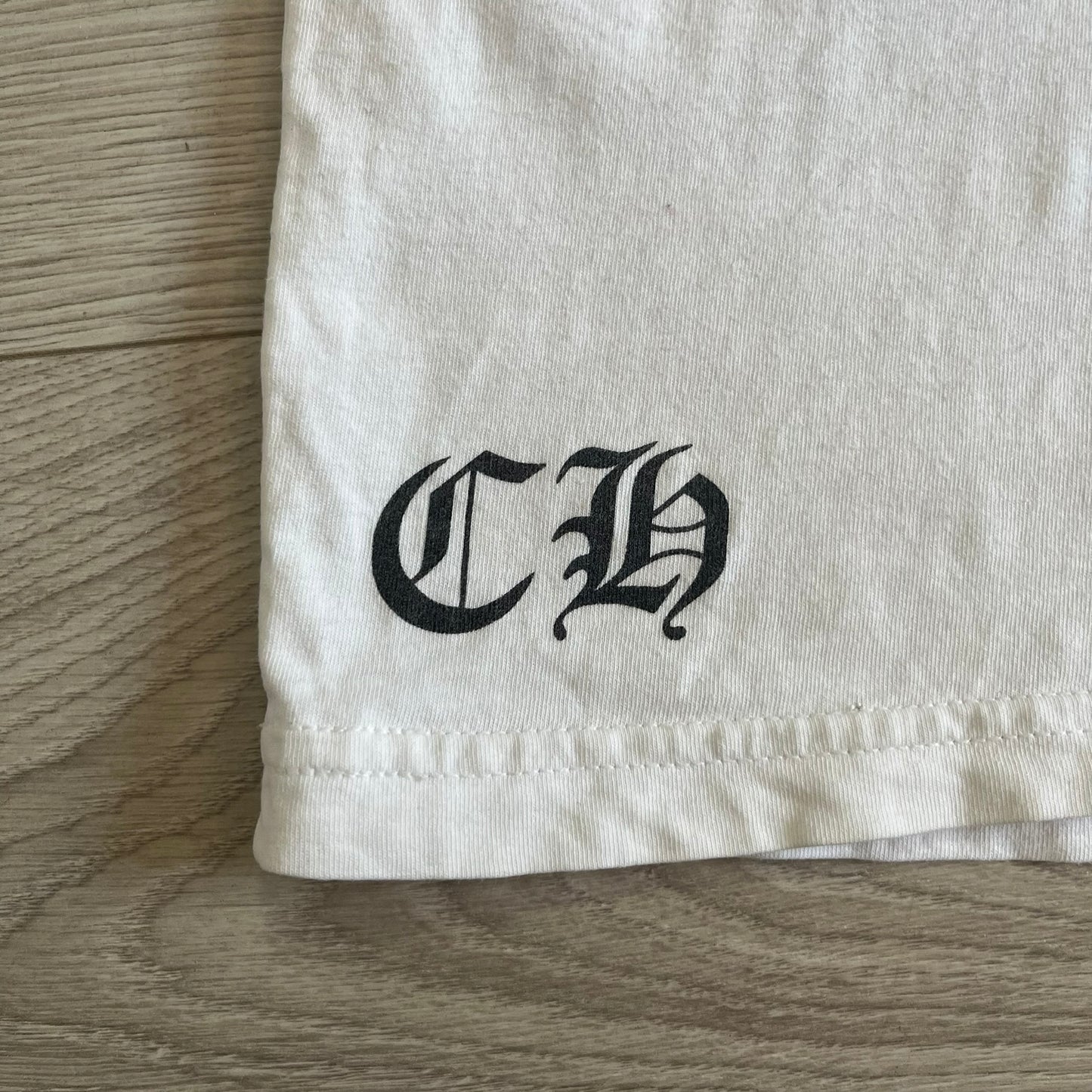chrome hearts dagger cracked effect tee