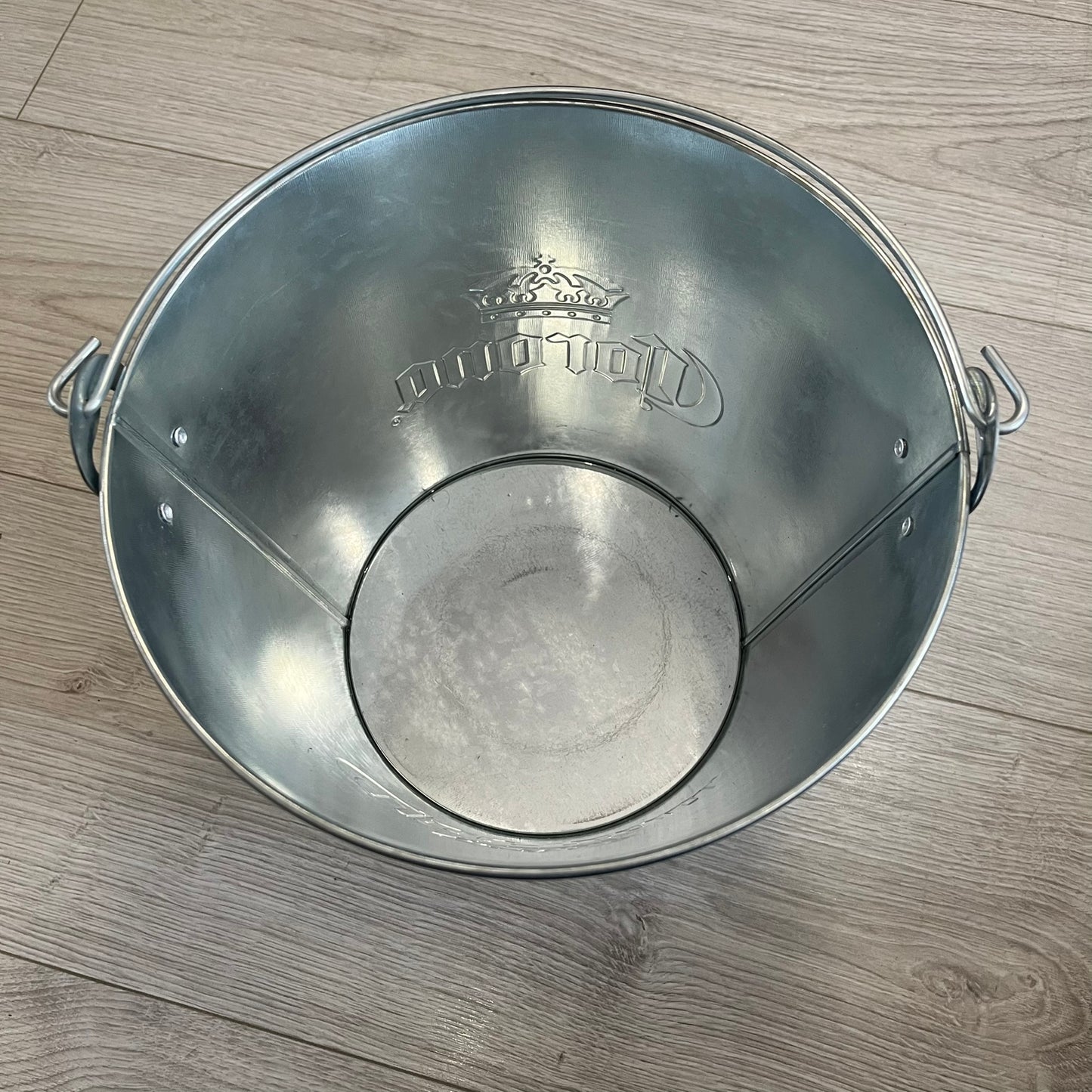 corona metal bucket