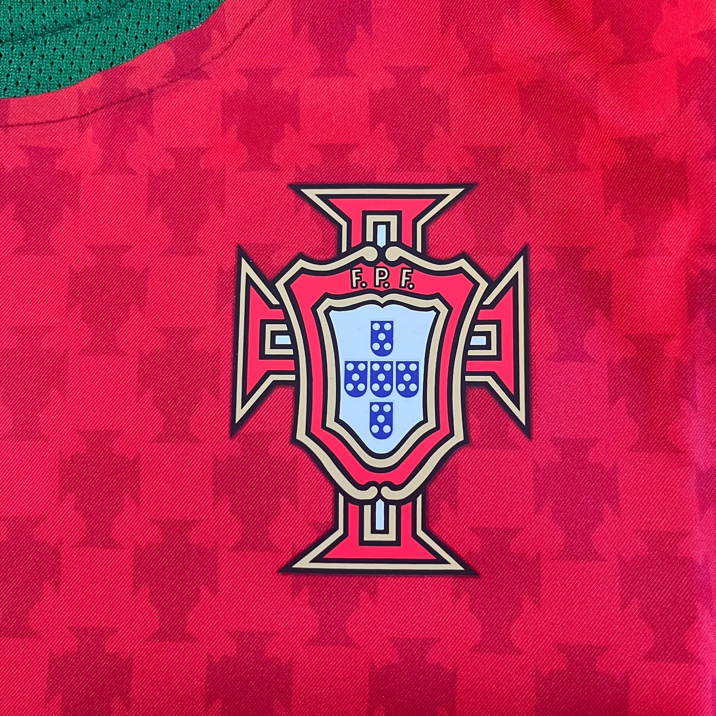 nike 2004 portugal re-issue figo 7 tee