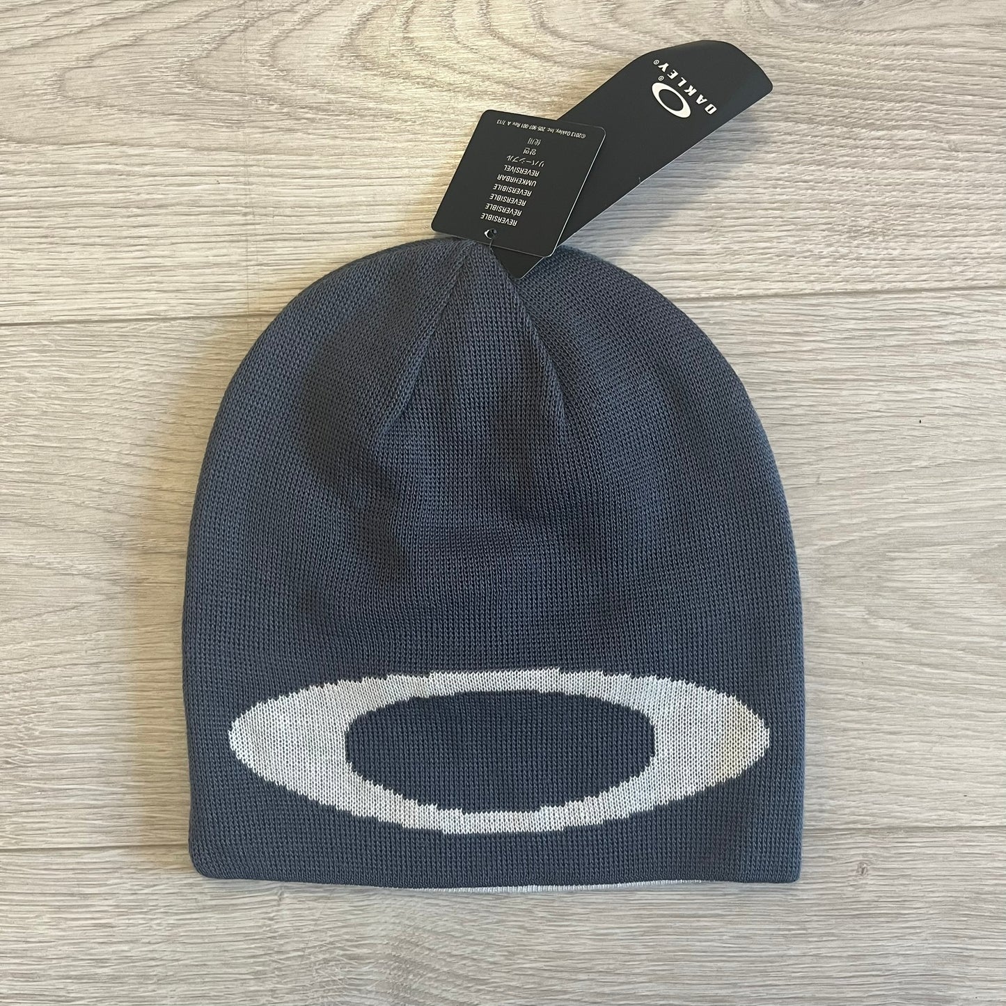 oakley ellipse beanie gray