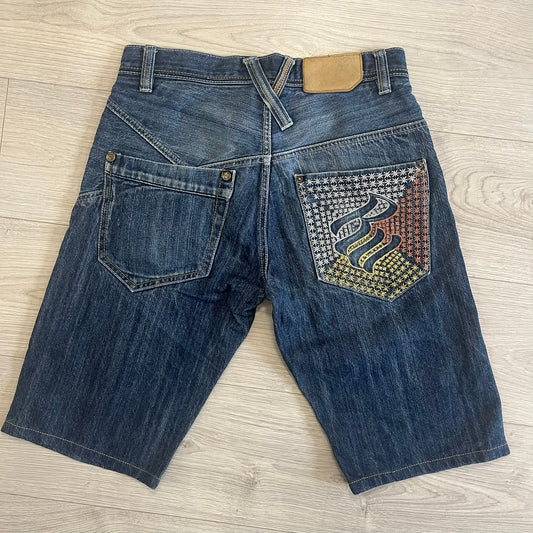 rocawear embroided denim shorts