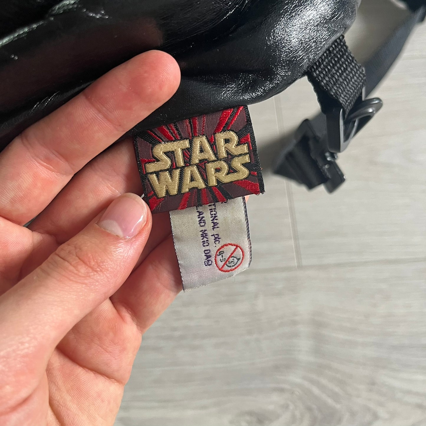 star wars 90's darth vader head backpack