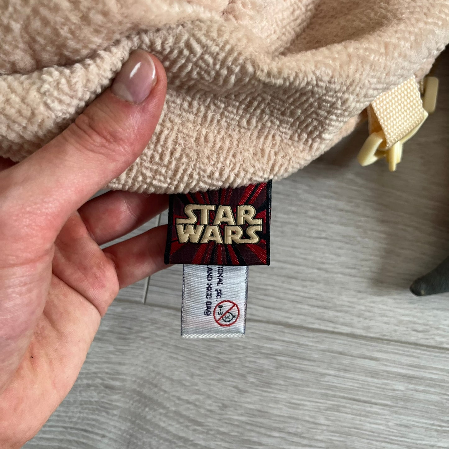 star wars 90's jar jar binks head backpack